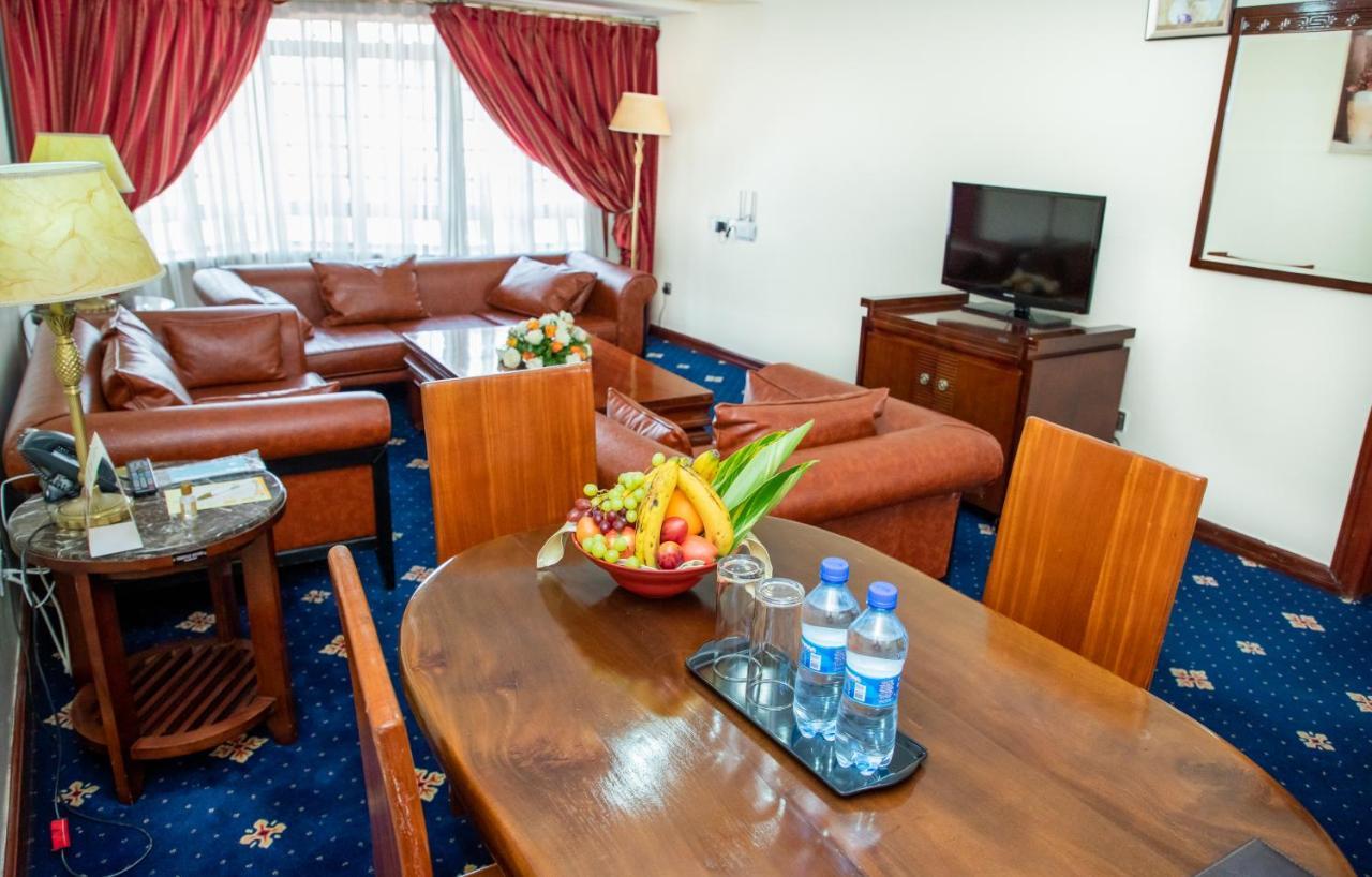 Weston Hotel Nairobi Extérieur photo
