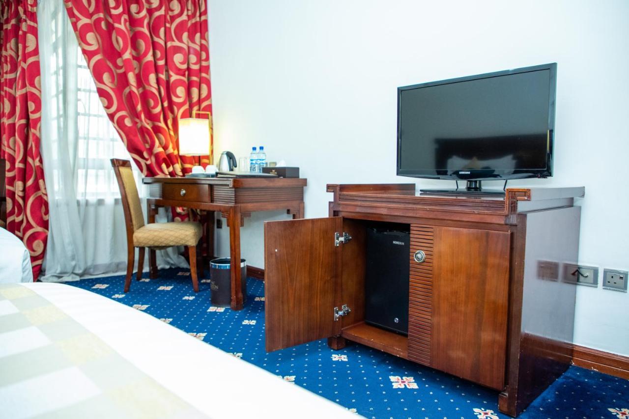 Weston Hotel Nairobi Extérieur photo