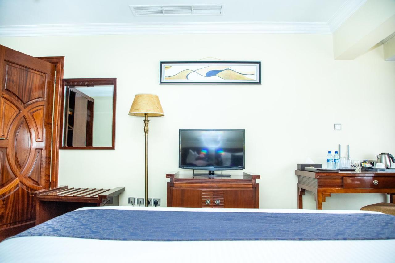 Weston Hotel Nairobi Extérieur photo