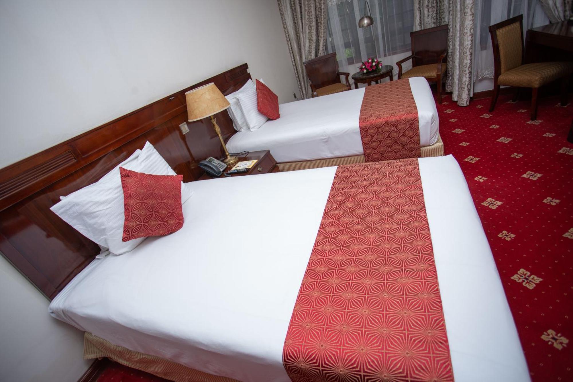 Weston Hotel Nairobi Extérieur photo